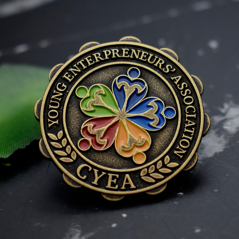 personalized lapel pins